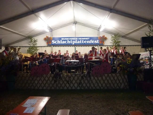 Foto der Galerie: 04 Schlachtplattenfest 2015