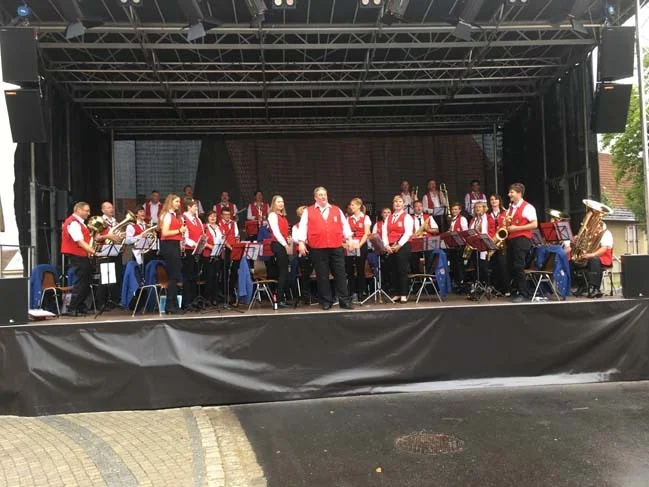 Zur Galerie: 08 Festlessaison 2017