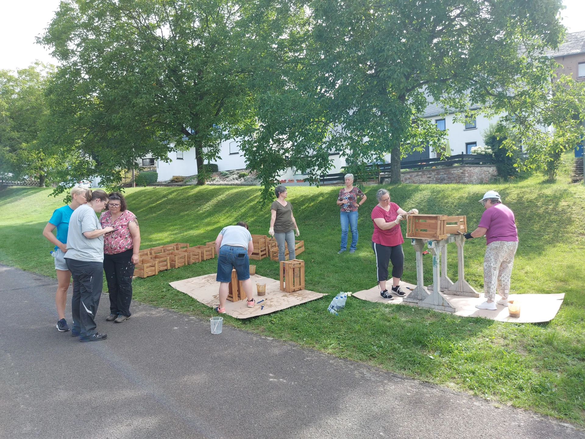 Foto der Galerie: IG Wegekreuz und IG Weihnachtsdorf, Arbeitseinsatz