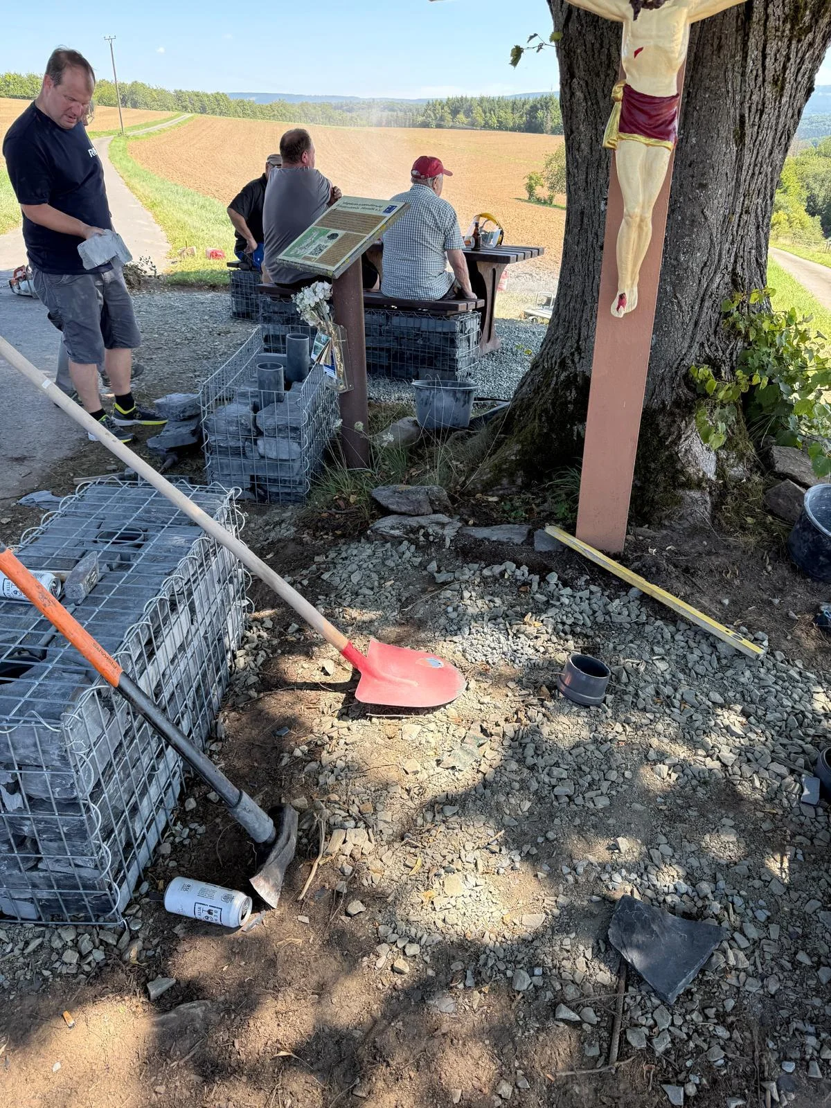 Foto der Galerie: IG Wegekreuz und IG Weihnachtsdorf, Arbeitseinsatz