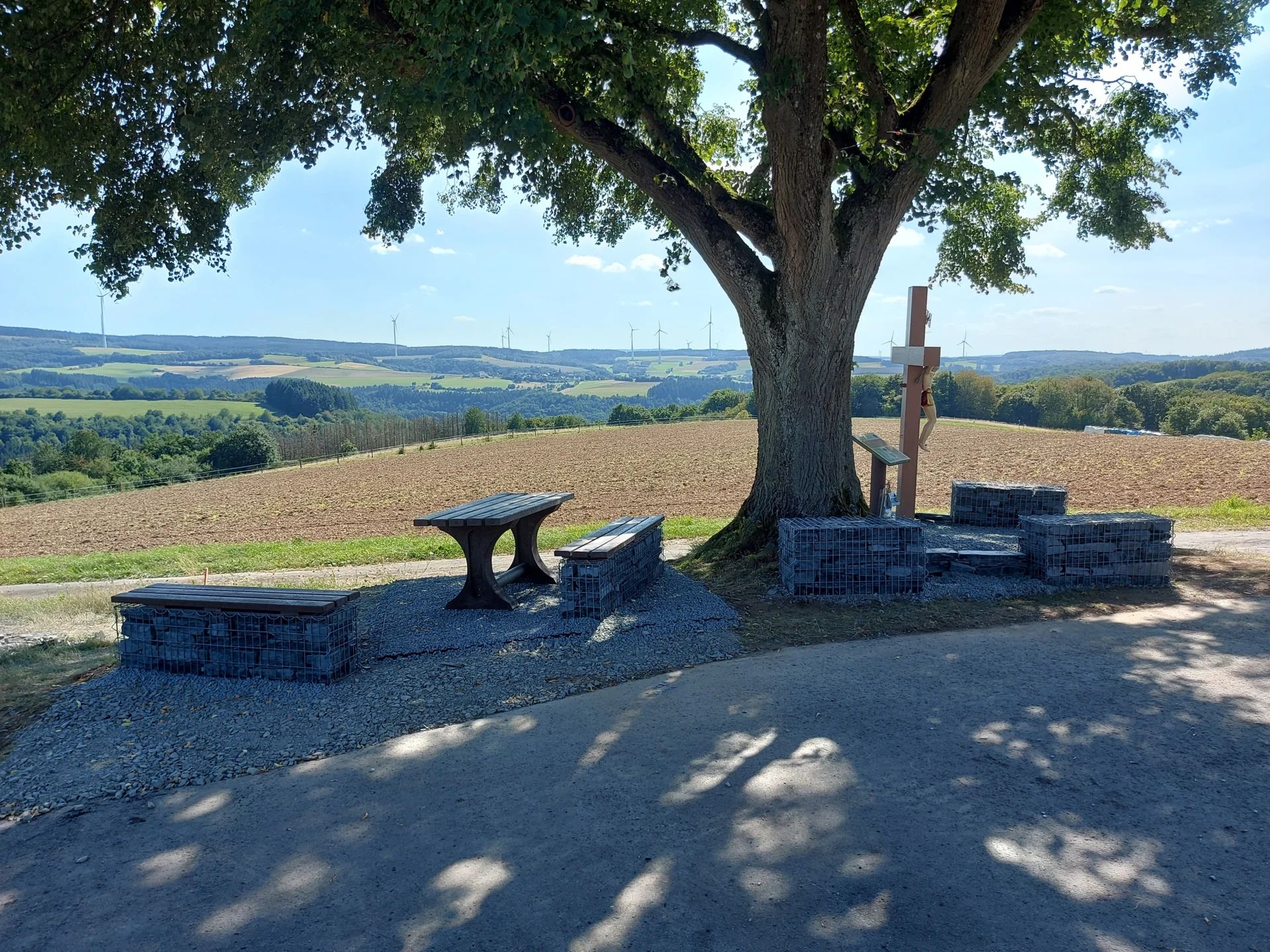 Foto der Galerie: IG Wegekreuz und IG Weihnachtsdorf, Arbeitseinsatz