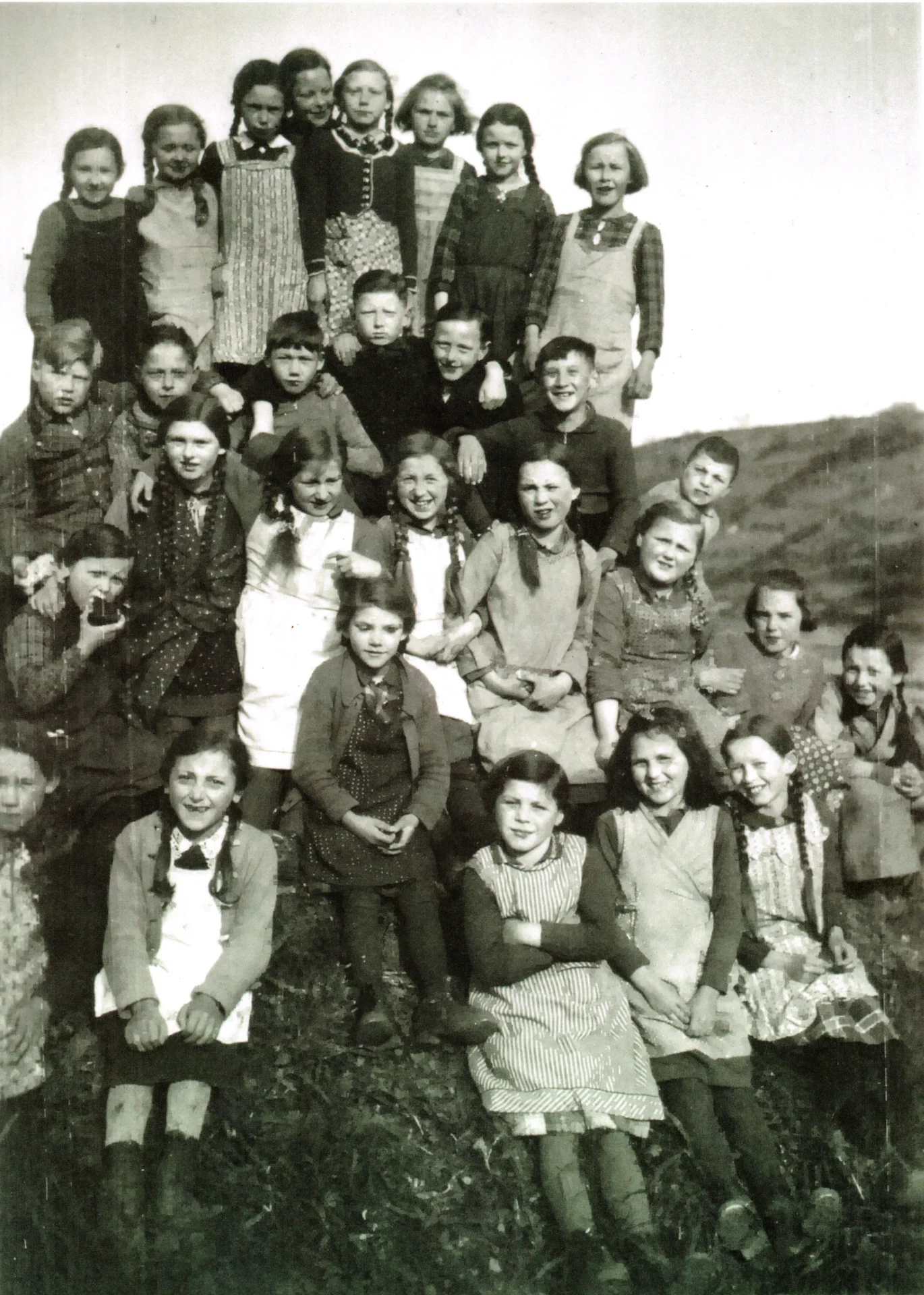 Schulausflug 1930  (Bild vergr&ouml;&szlig;ern)