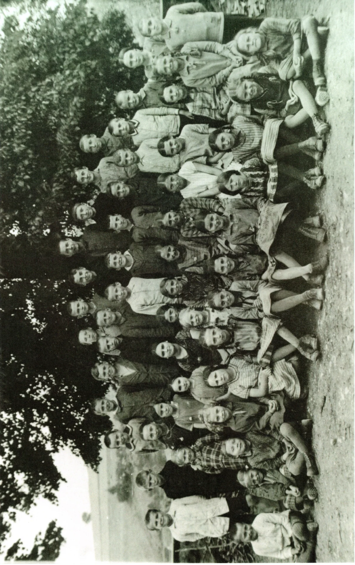 Schulklasse 1932  (Bild vergr&ouml;&szlig;ern)