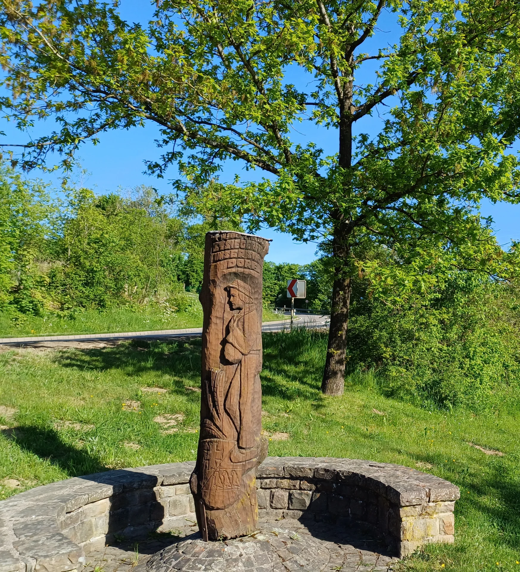 Siegess&auml;ule gro&szlig;  (Bild vergr&ouml;&szlig;ern)