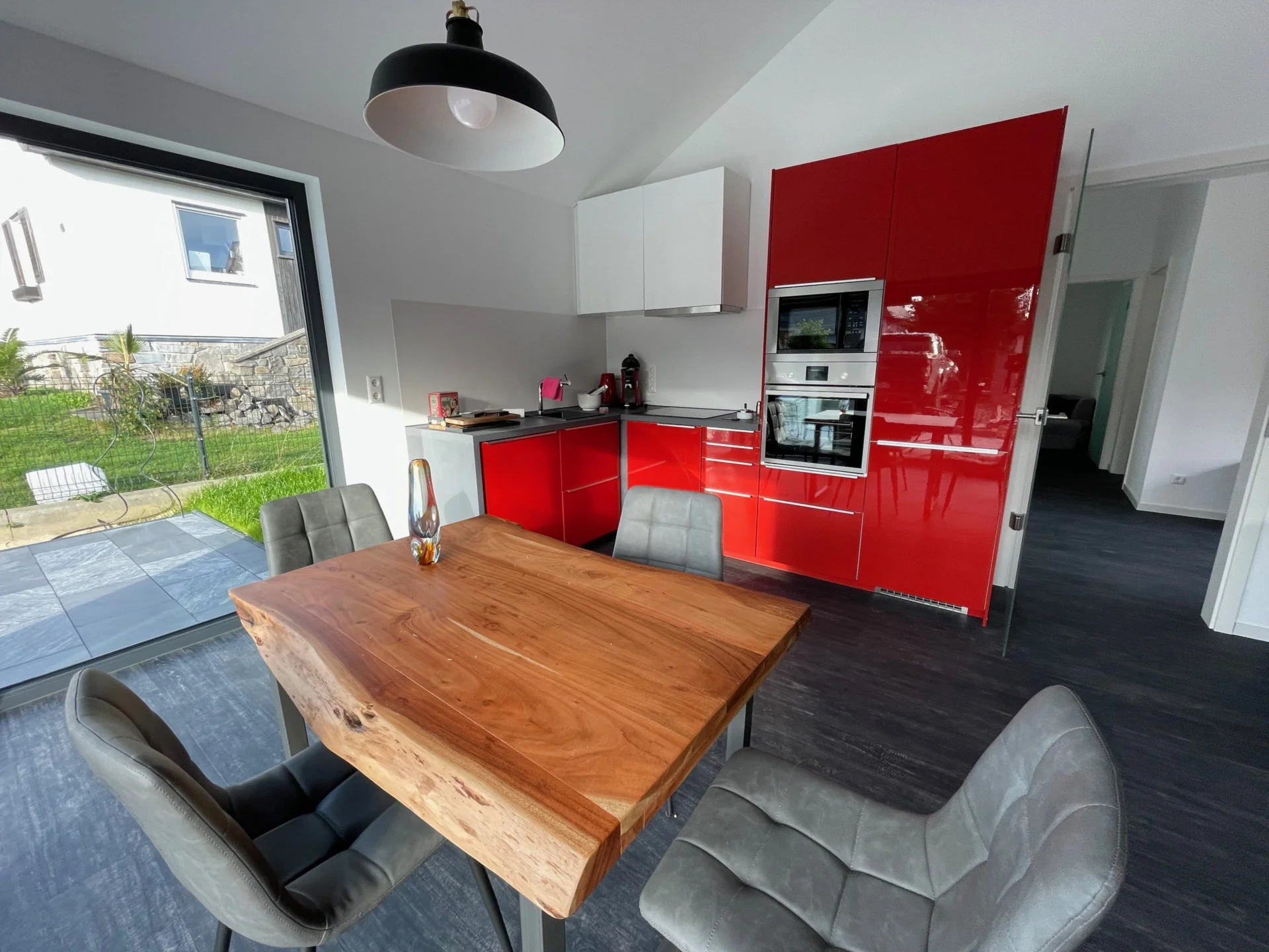 Bild: Appartement K, Dickensstraße 12(28)