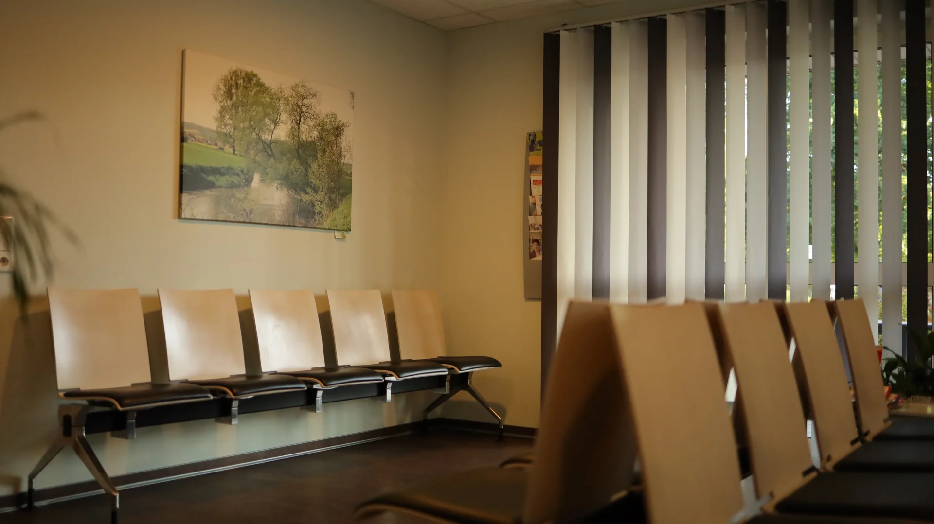 Wartezimmer  (Bild vergr&ouml;&szlig;ern)