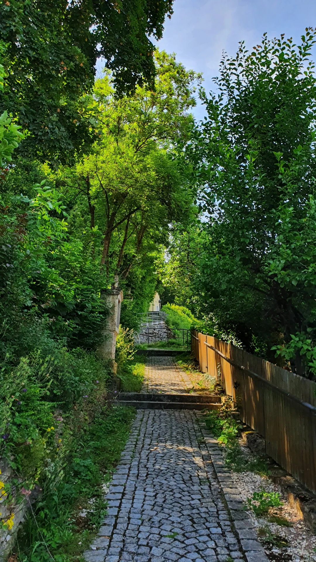 Kreuzweg Rieden Regina Wolfohr  (Bild vergr&ouml;&szlig;ern)