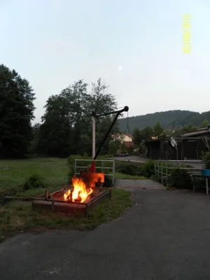 Vorschaubild: Galerie 2015 Wildschweingrillen 04