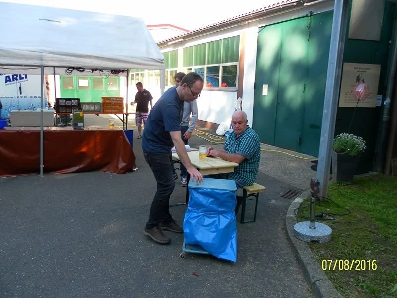 Bild: Galerie 2016 Wildschweingrillen 06