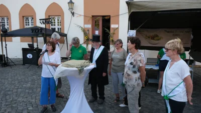 Vorschaubild: Übergabe vom Relief