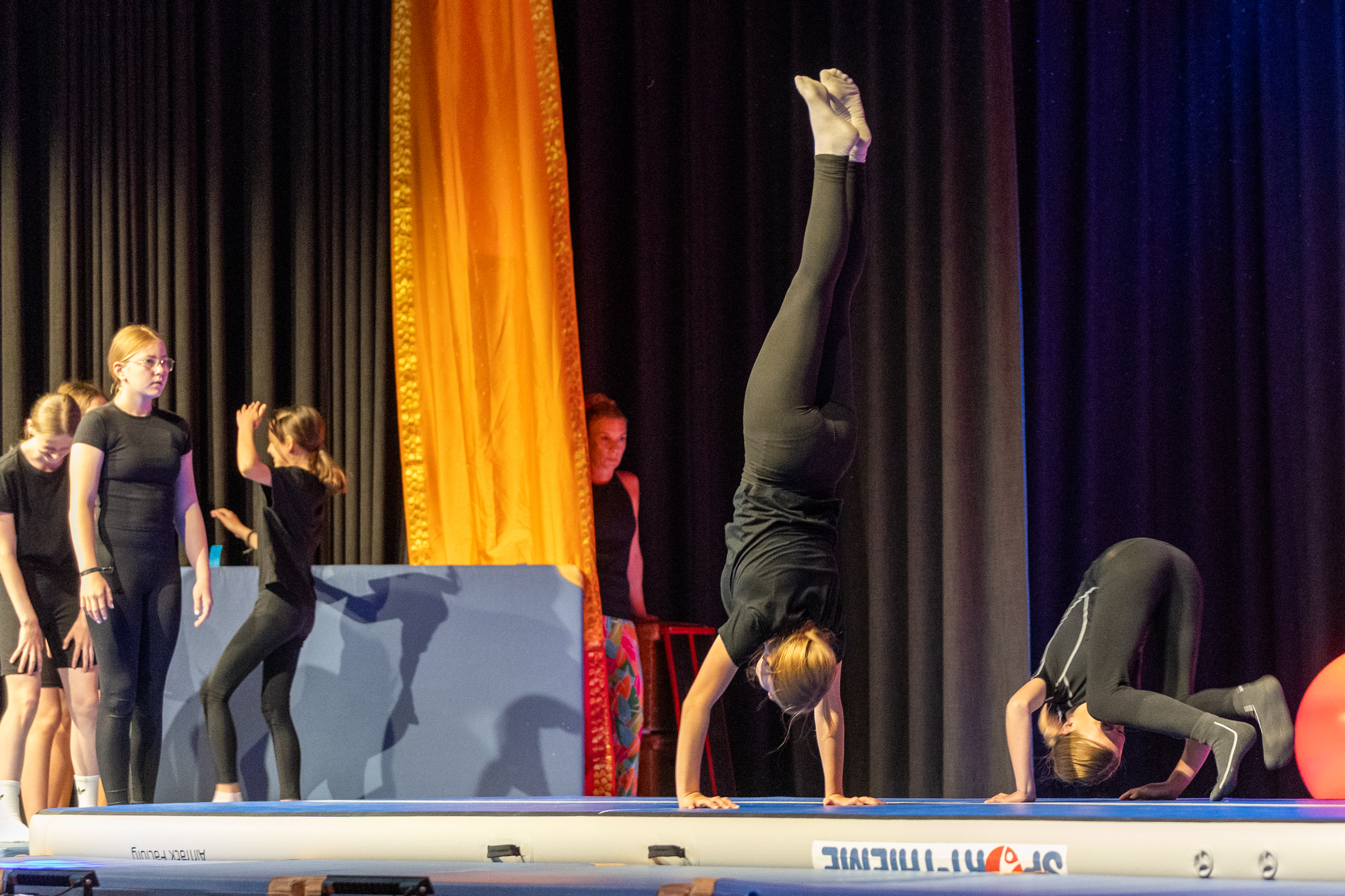 Bild: Zirkus Dönerrolle-7546