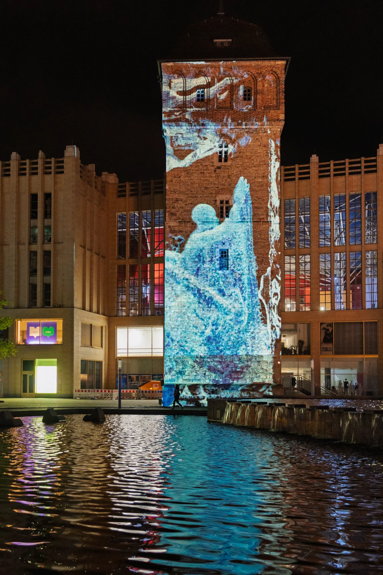 Peter Haider - Light Art-Wasser  (Bild vergr&ouml;&szlig;ern)