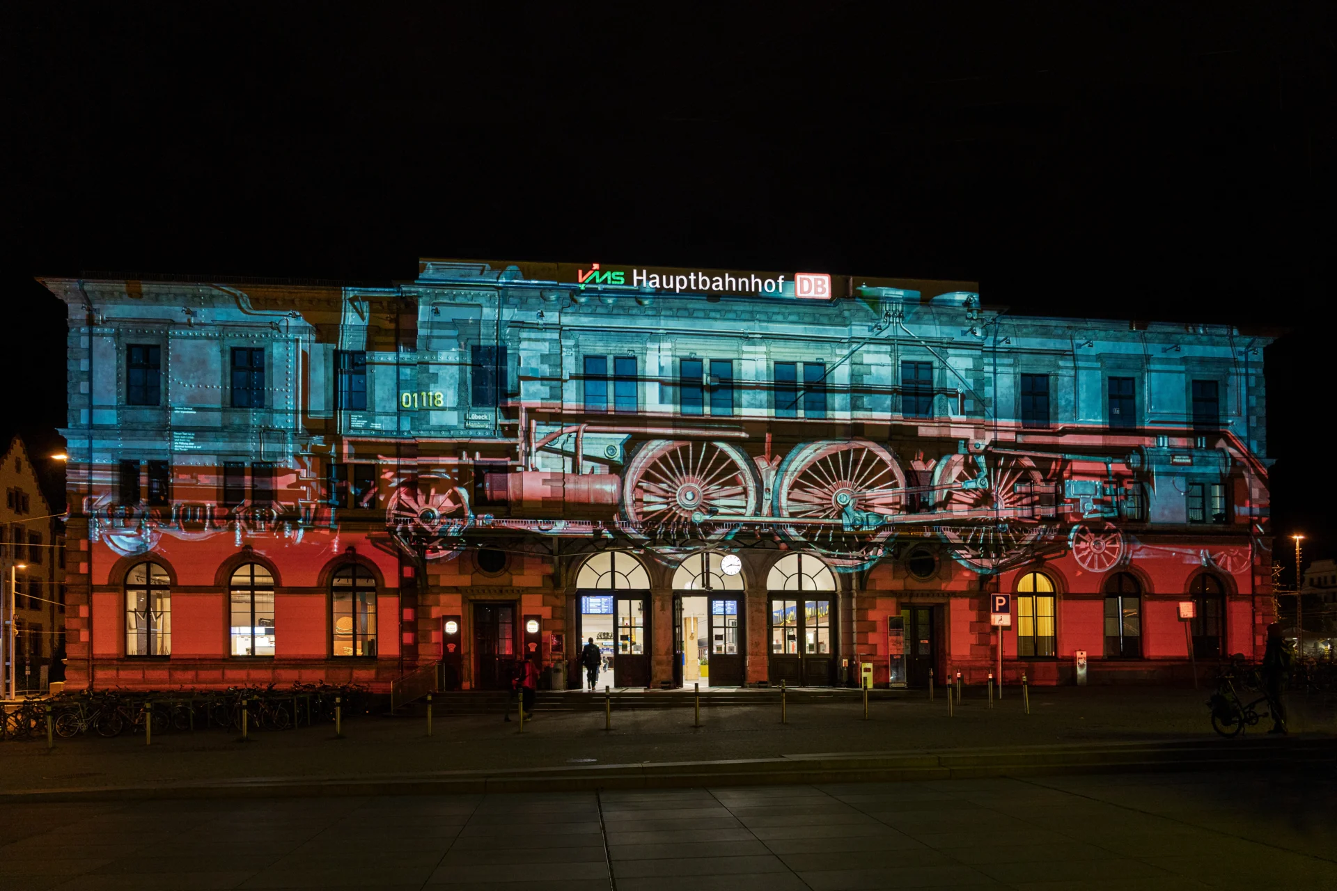 Peter Haider - Light is our Vision-Bahnhof C  (Bild vergr&ouml;&szlig;ern)