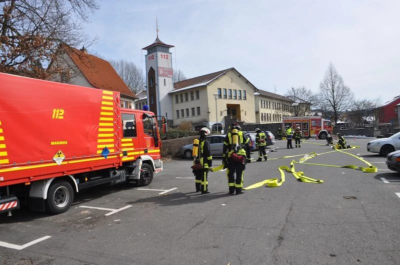 &Uuml;bung nach GAMS  (Bild vergr&ouml;&szlig;ern)