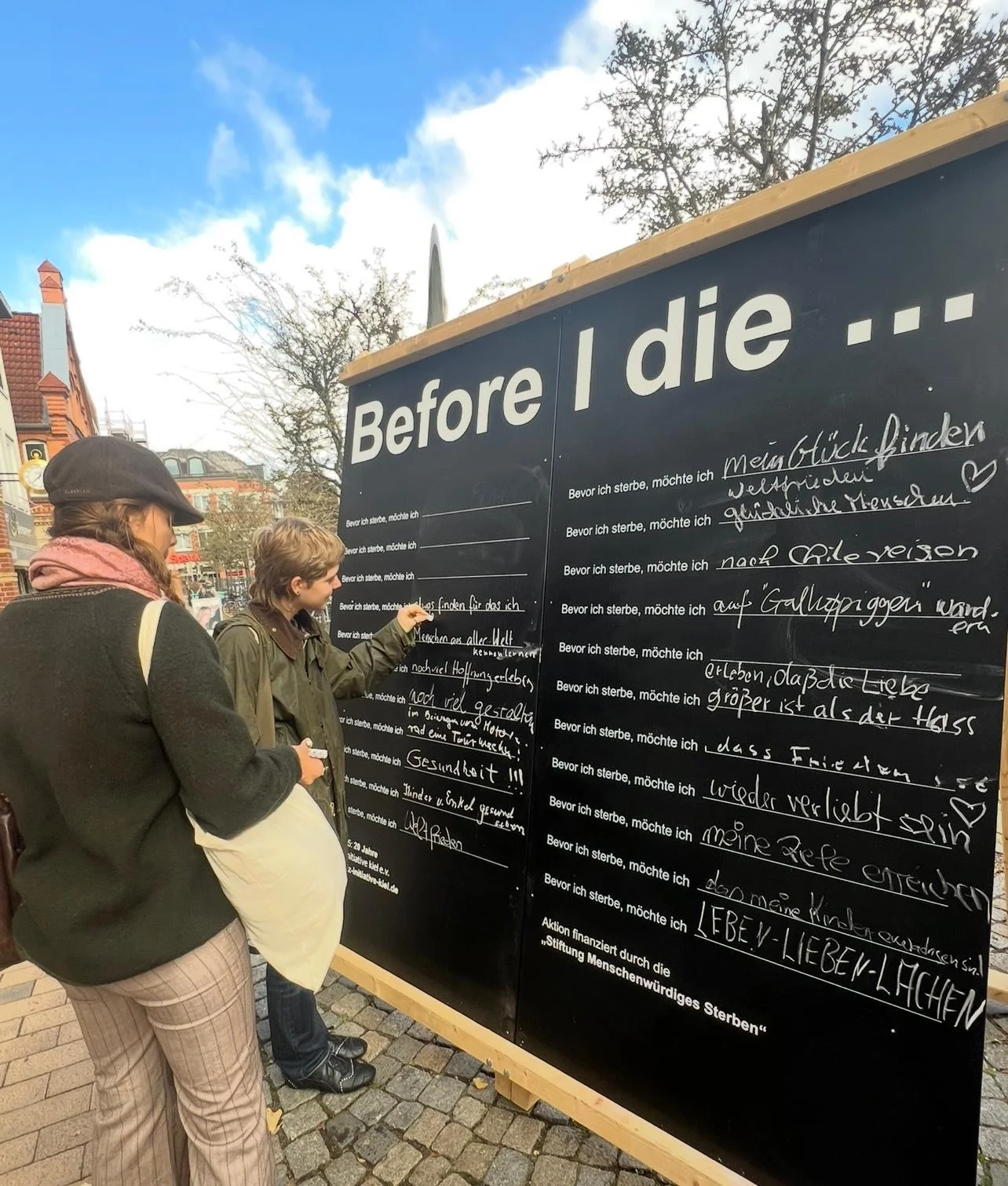 Foto der Galerie: Before I die