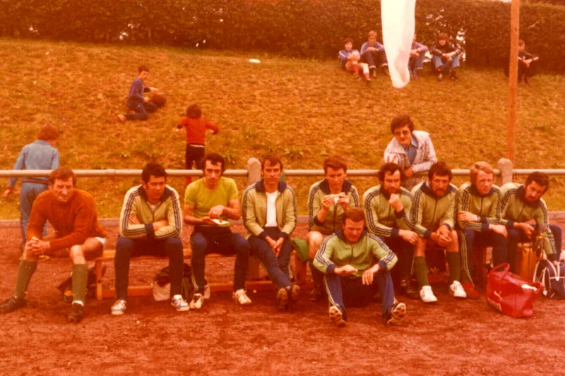Alte Herren 1977 in Dedenborn  (Bild vergr&ouml;&szlig;ern)
