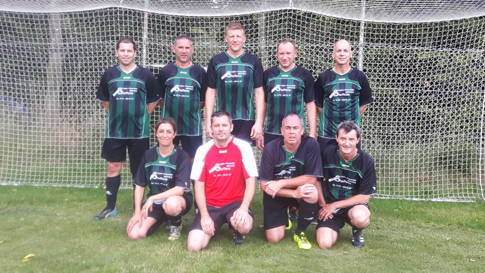 Turniermannschaft  (Bild vergr&ouml;&szlig;ern)