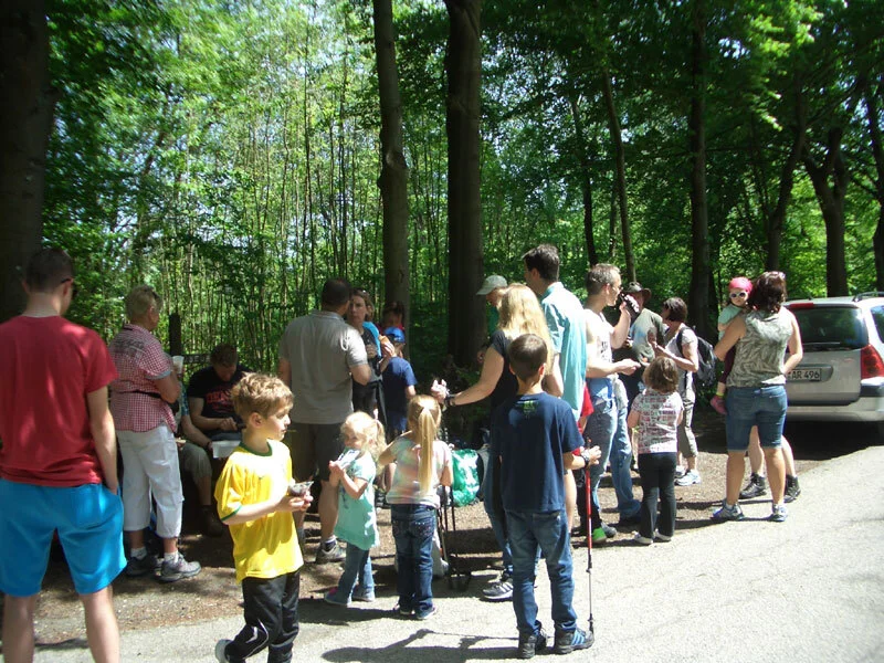 Foto der Galerie: Alte Herren mit Kind und Kegel unterwegs