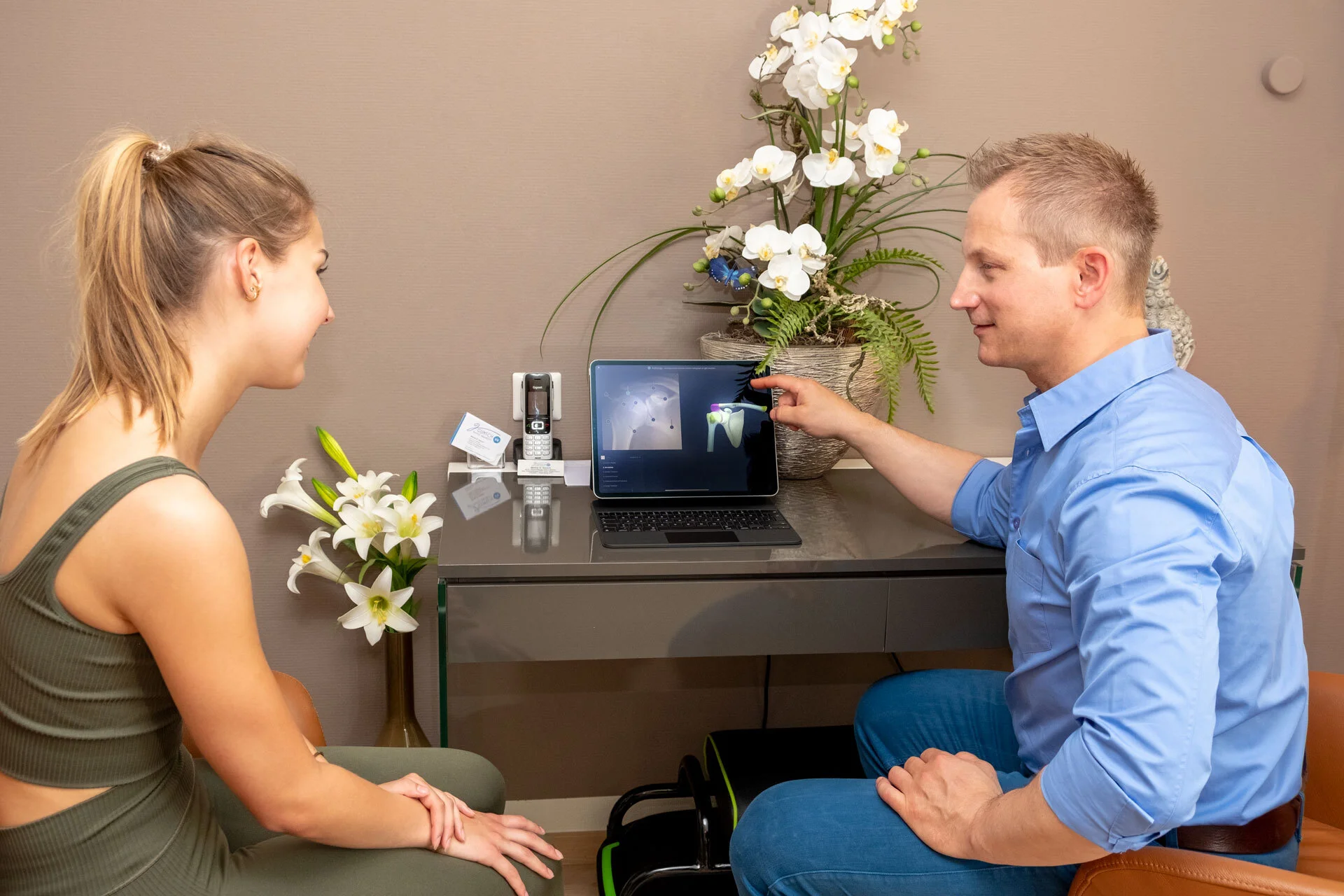Bild: Gunsch Physio Balance® Privatpraxis Physiotherapie Osteopathie Chiropraktik Schmerztherapie Höhentraining Hypoxie Therapie IHT/IHHT Sport & Gesundheit Ergonomie & Arbeitssicherheit