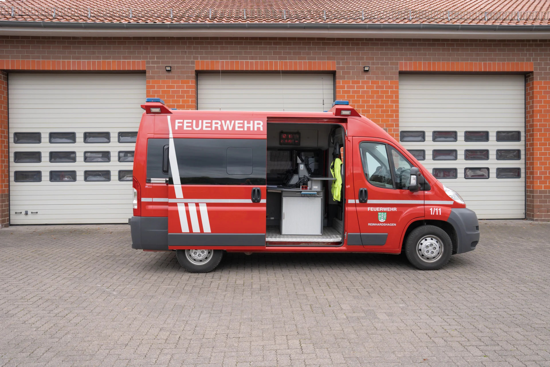 Foto der Galerie: Einsatzleitwagen 1 (Funkrufname Florian Reinhardshagen 1-11)