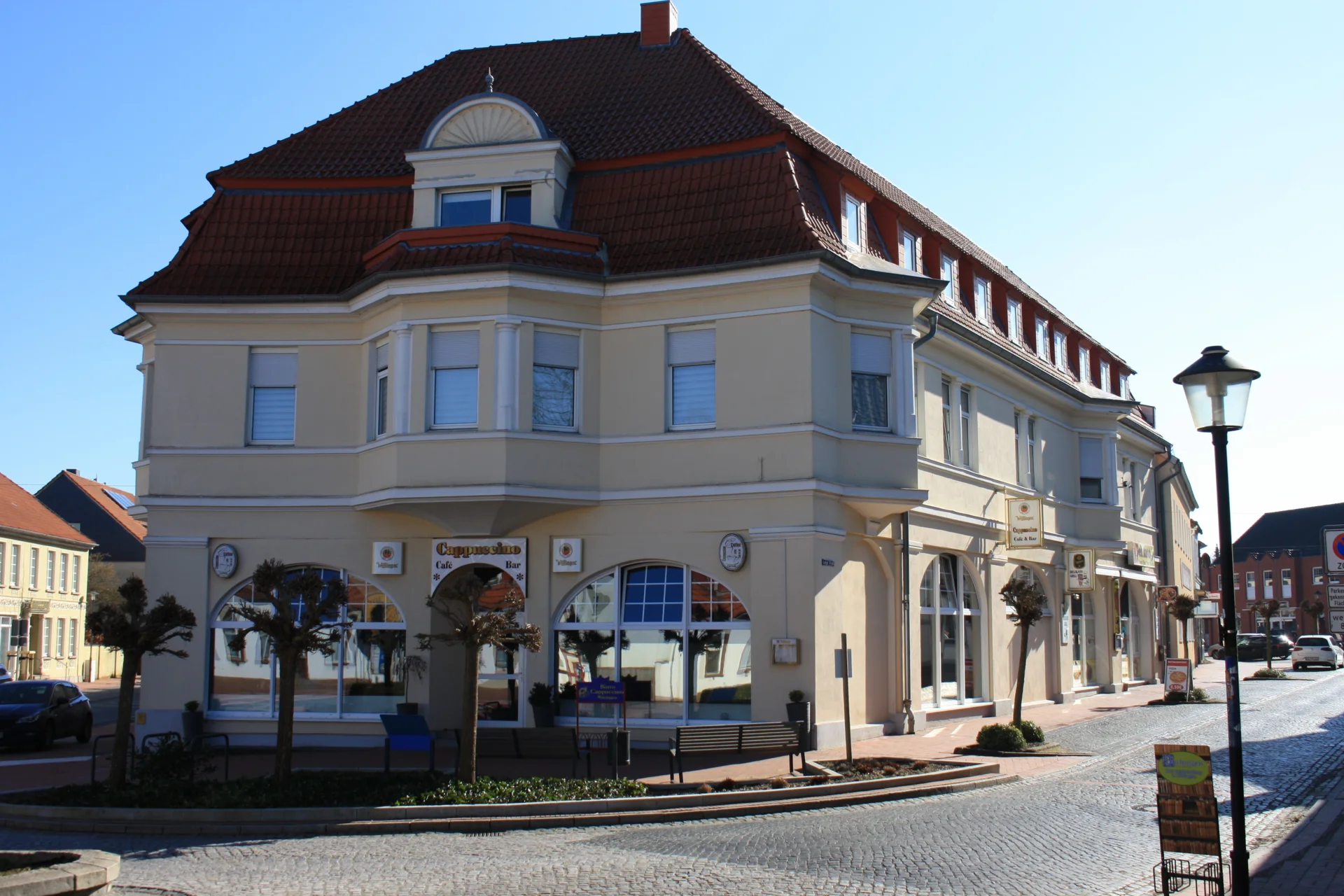 Kaisers-Eck am Zugang zur Altstadt  (Bild vergr&ouml;&szlig;ern)