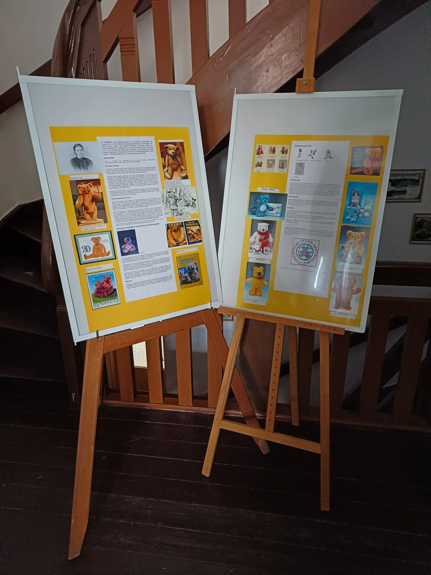 Bild: Infotafeln zur Ausstellung