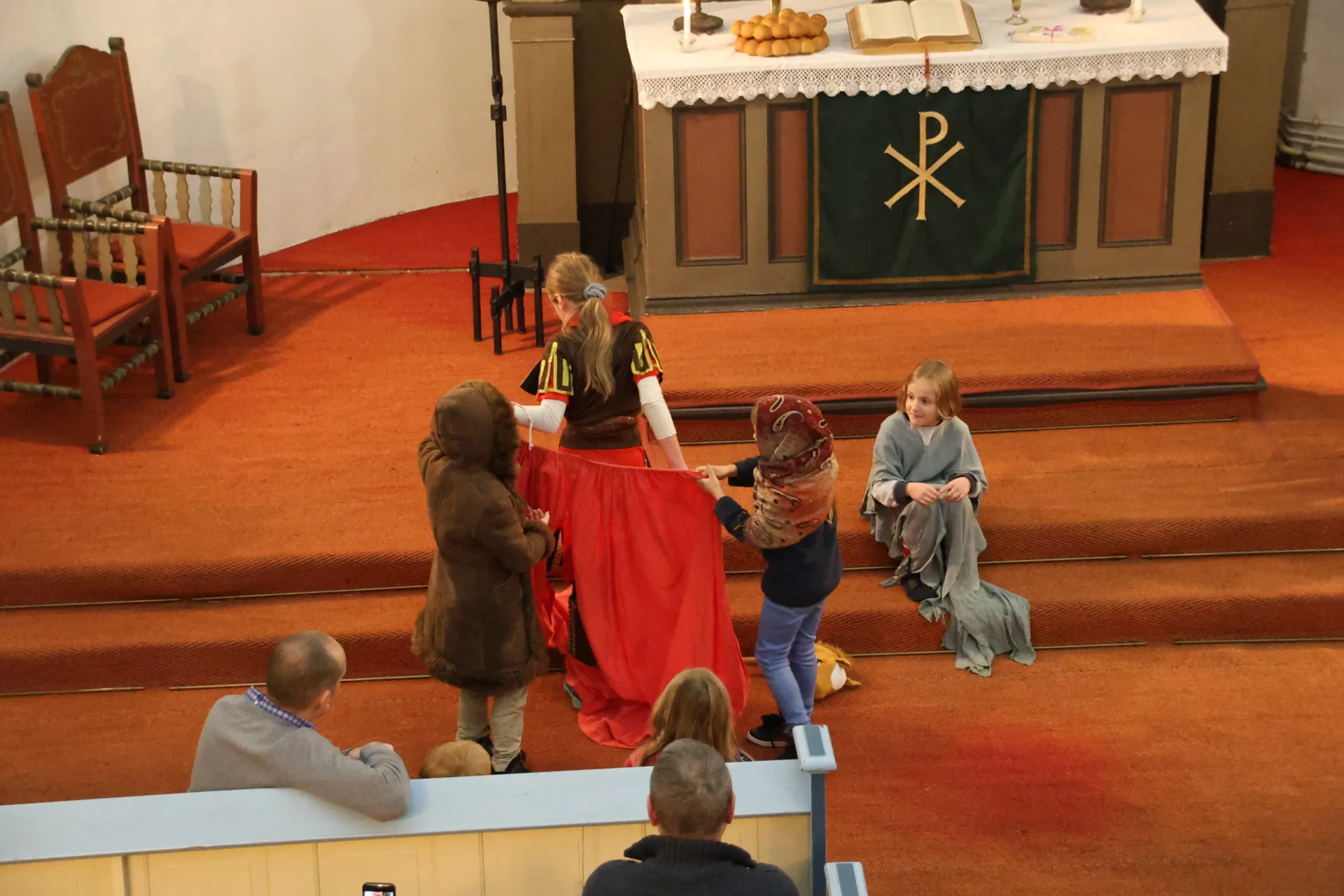 Martinsspiel in Sommerfeld, Foto: M. Dill  (Bild vergr&ouml;&szlig;ern)