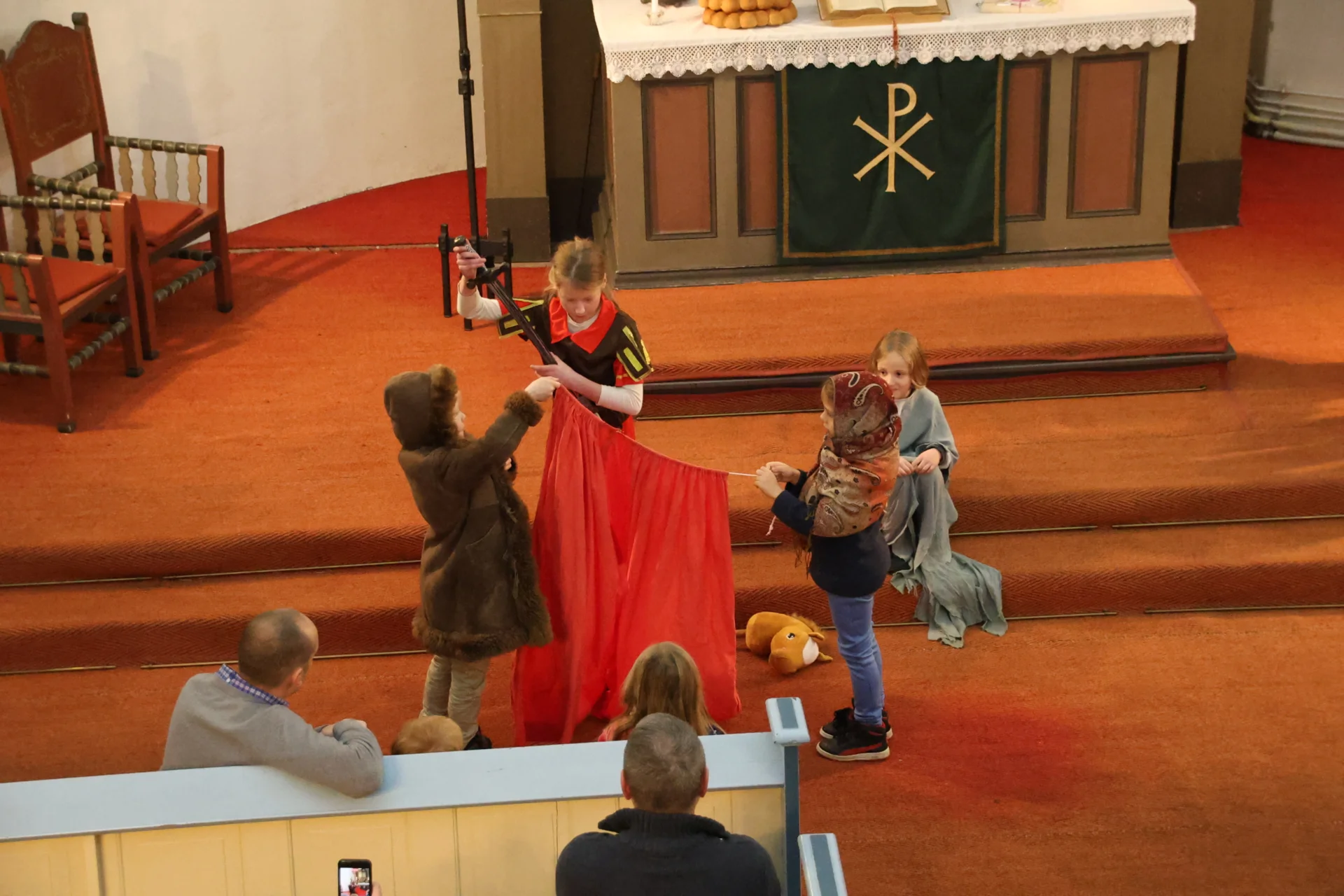 Martinsspiel in Sommerfeld, Foto: M. Dill  (Bild vergr&ouml;&szlig;ern)