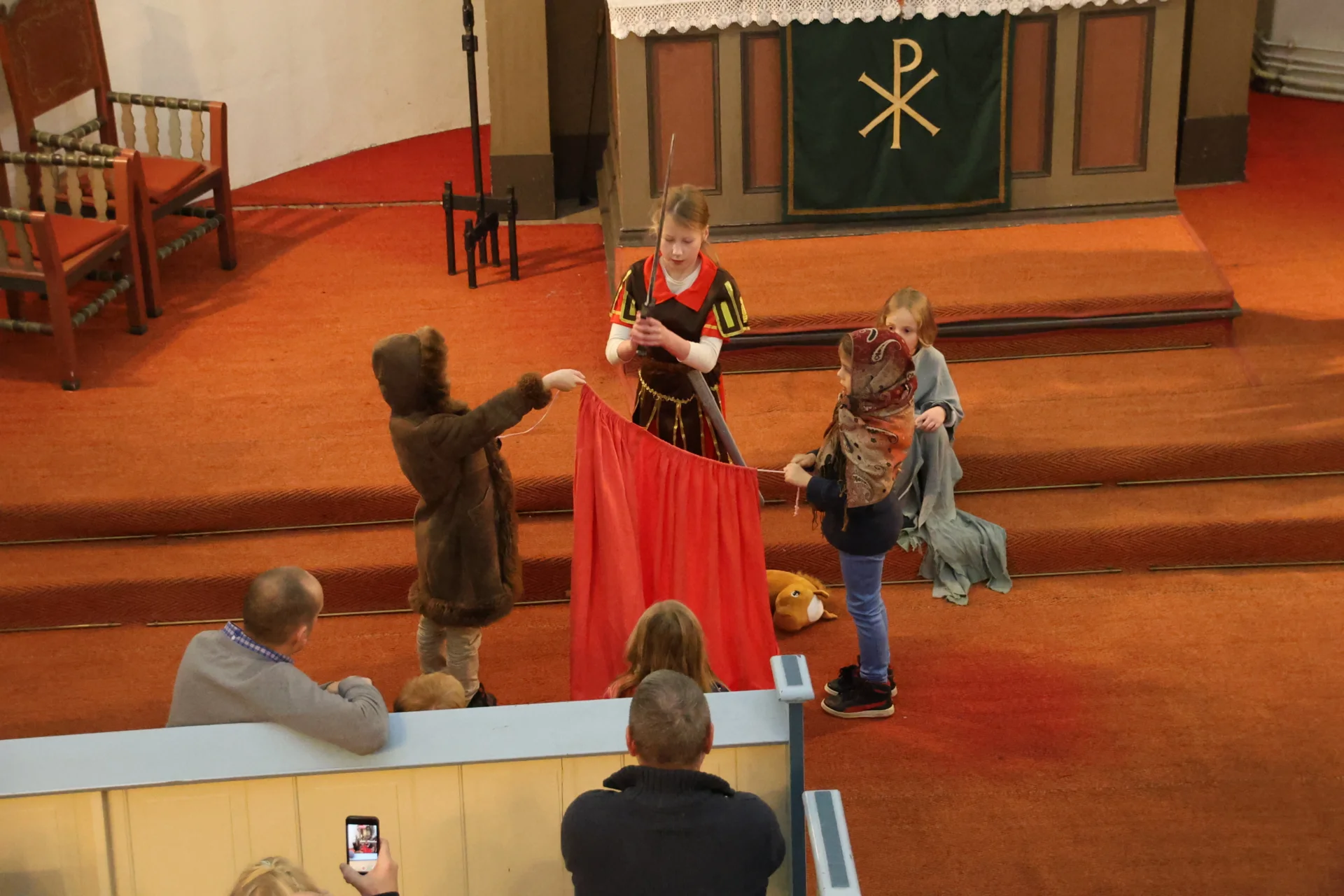 Martinsspiel in Sommerfeld, Foto: M. Dill  (Bild vergr&ouml;&szlig;ern)