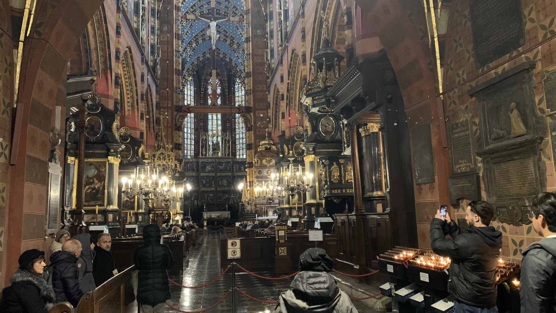 Gottedienst in der Marienkirche  (Bild vergr&ouml;&szlig;ern)
