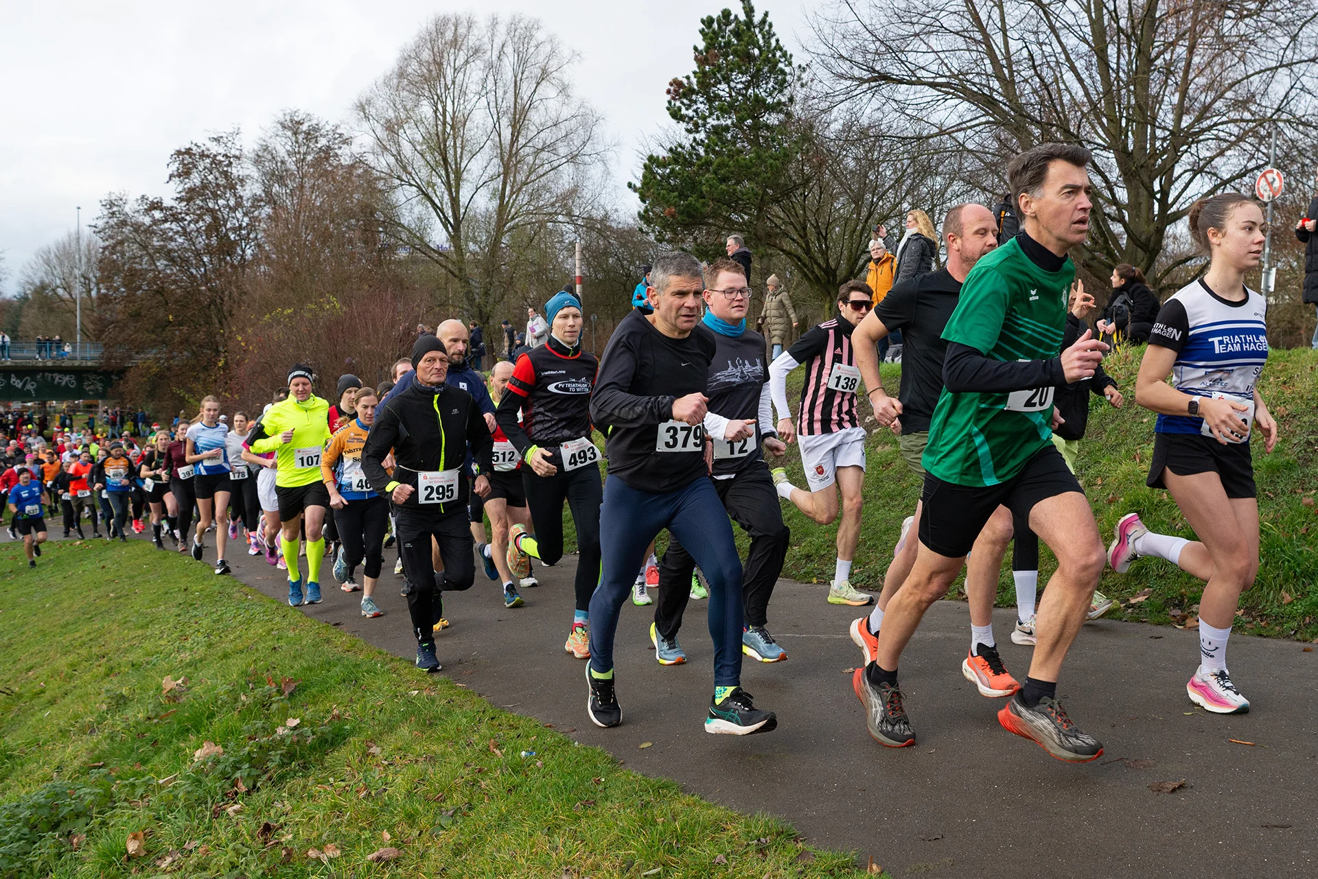Start-Nikolauslauf 2025-15  (Bild vergr&ouml;&szlig;ern)