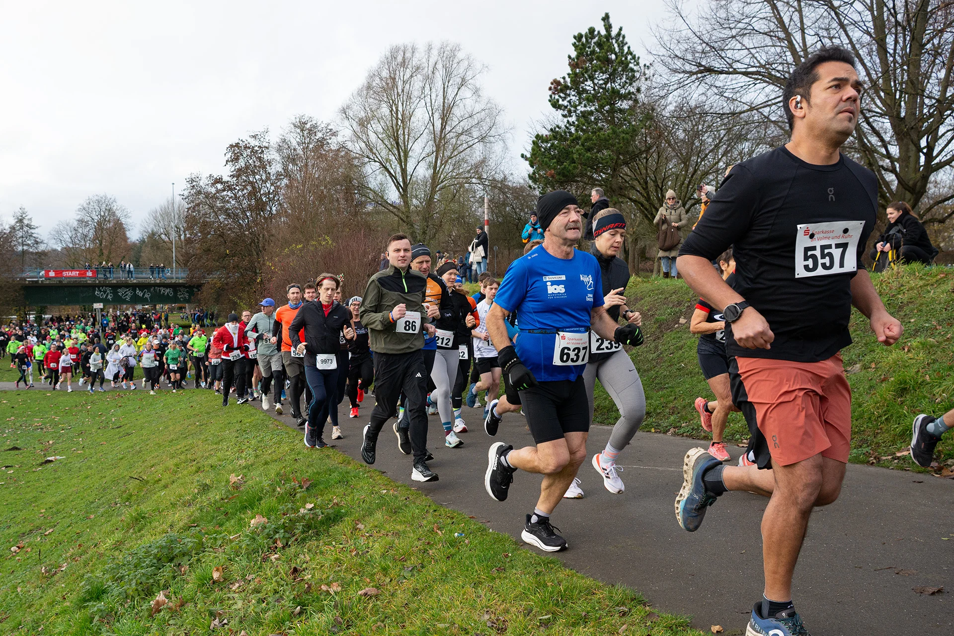 Start-Nikolauslauf 2025-20  (Bild vergr&ouml;&szlig;ern)