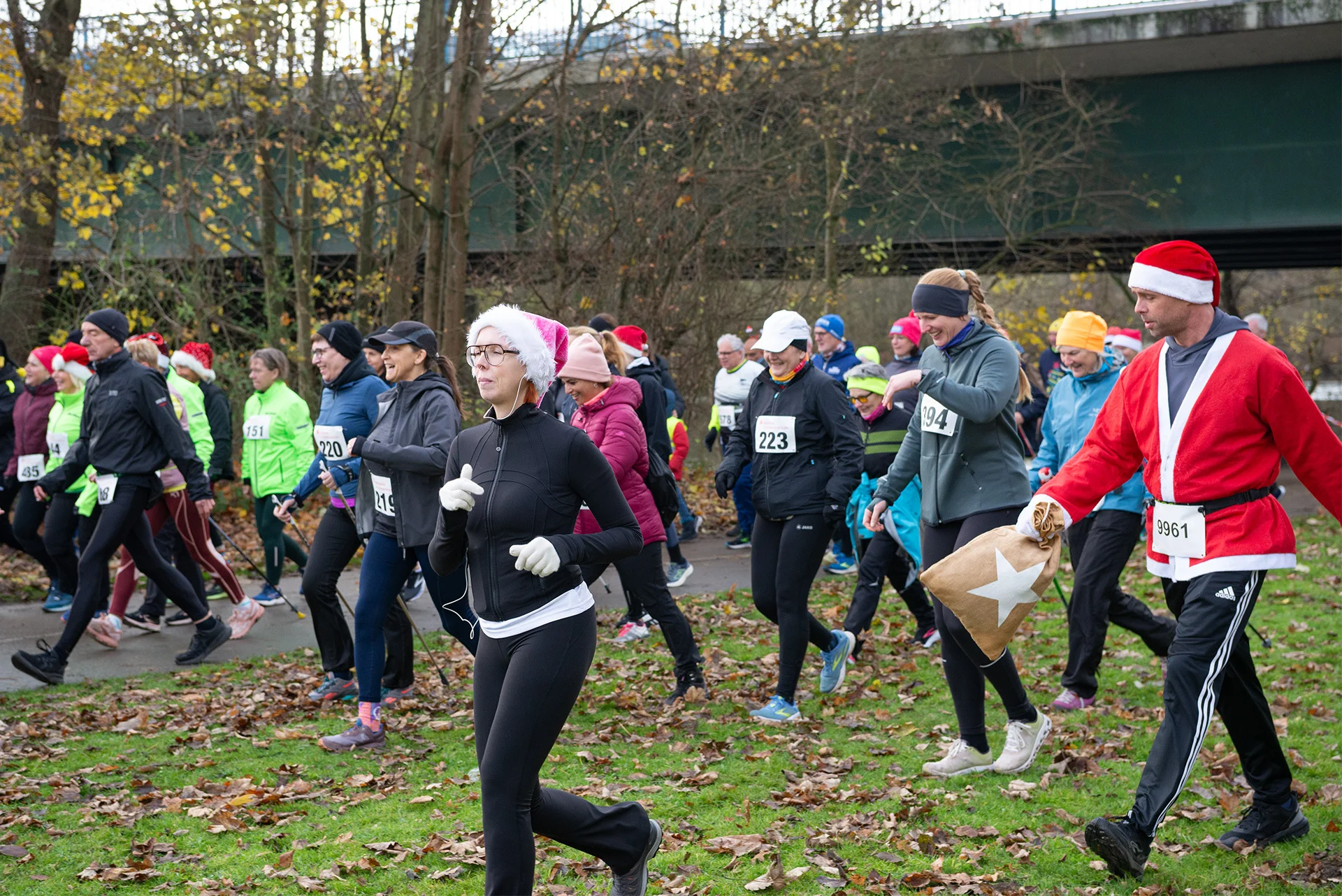 Start-Nikolauslauf 2025-43  (Bild vergr&ouml;&szlig;ern)