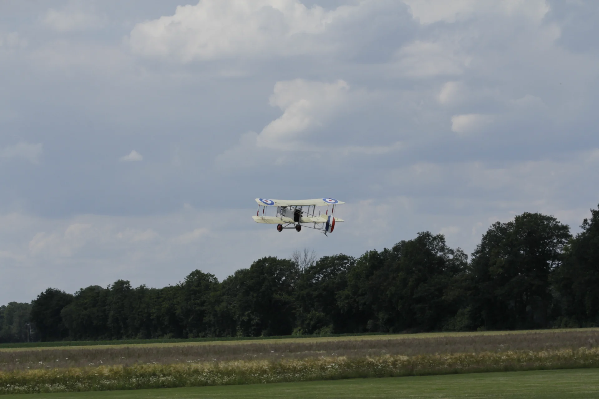 Airborne!  (Bild vergr&ouml;&szlig;ern)
