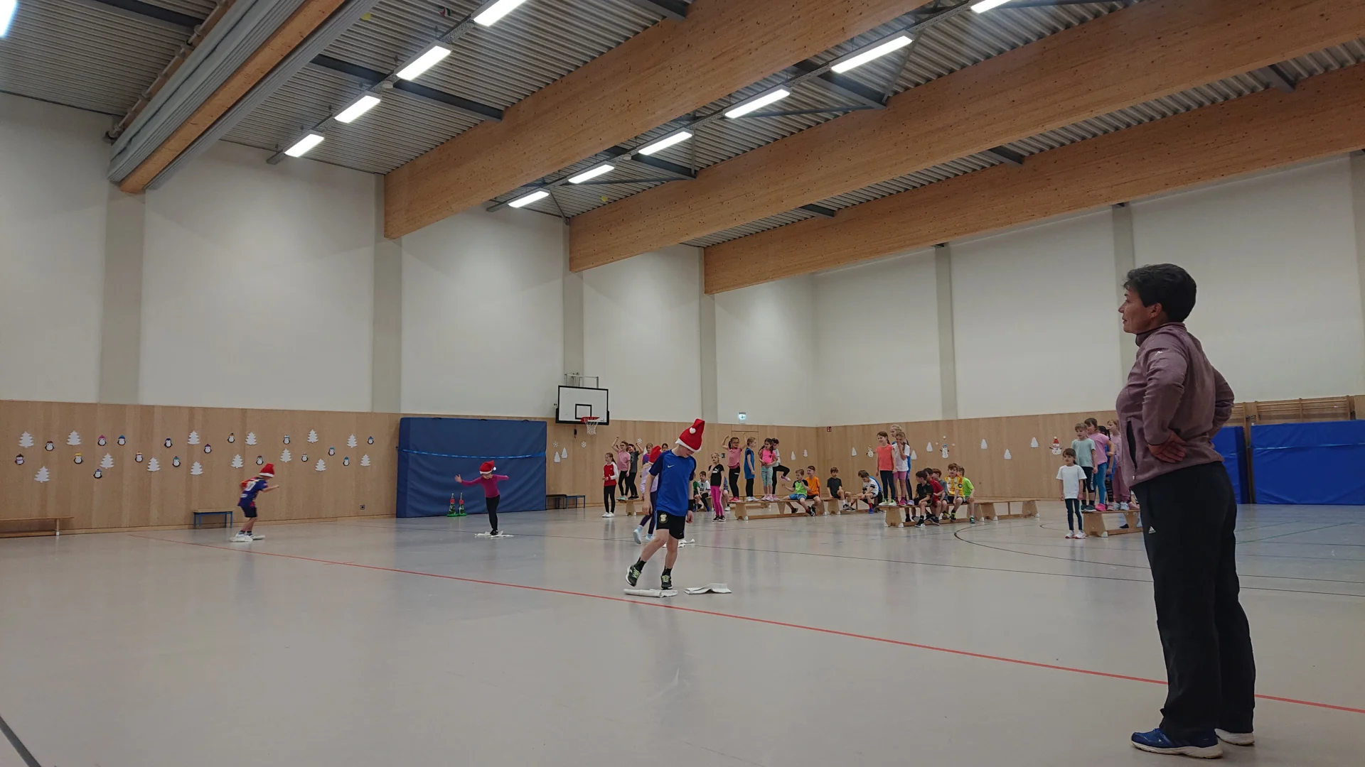 Nikolausturnen 2025 (Klassen 1 & 2) 