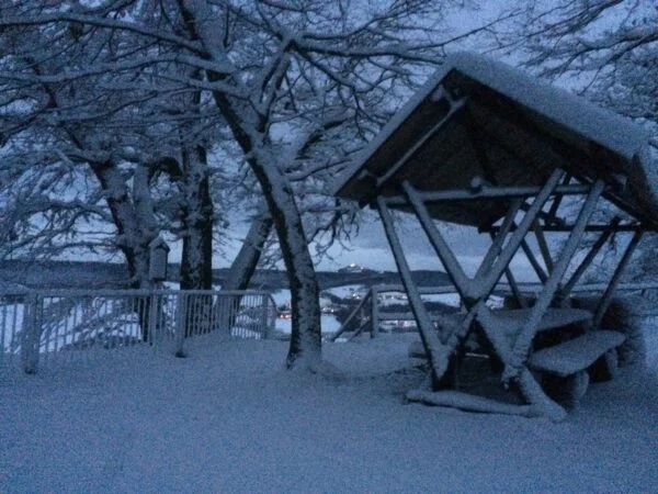 Bild: Futterraufe auf der Bastei im WInter
