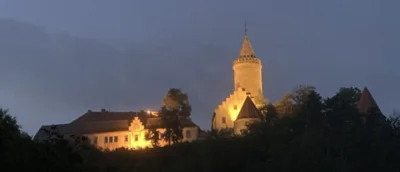 Vorschaubild: Leuchtenburg bei Nacht
