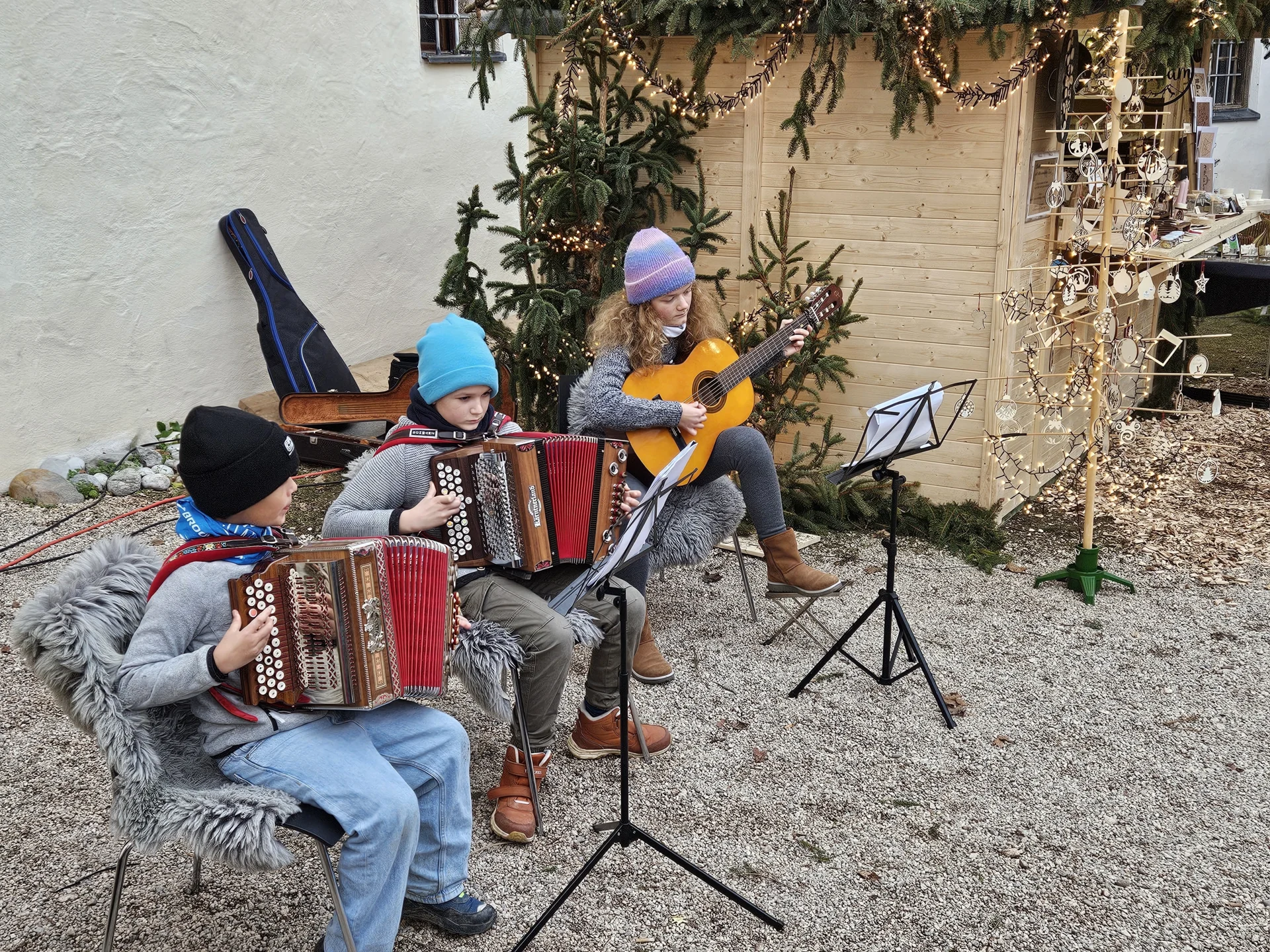 Zur Galerie: Christkindlmarkt Schloss Marzoll