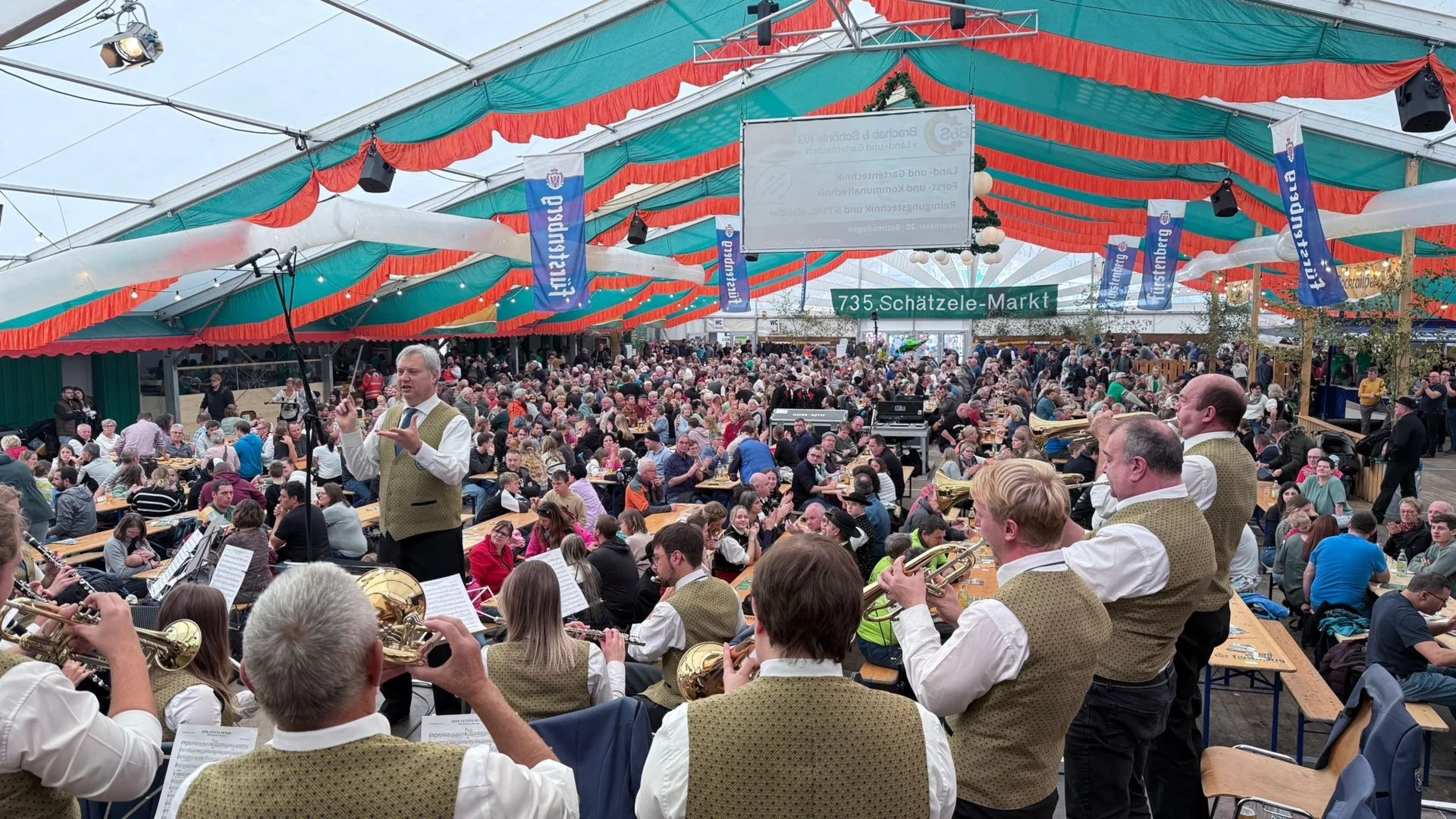 Bild: Frühschoppen Schätzelemarkt Tengen