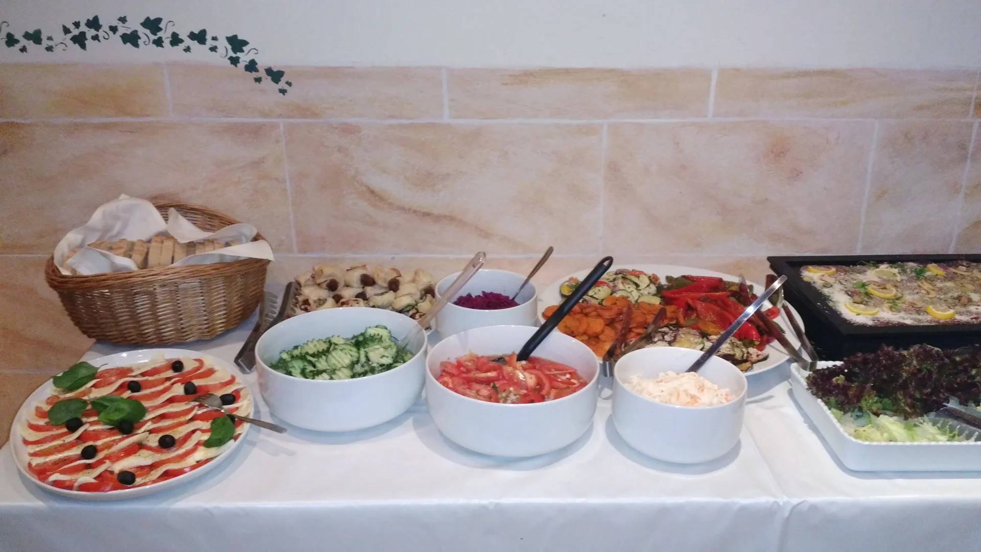 Bild: Essen vom Buffet