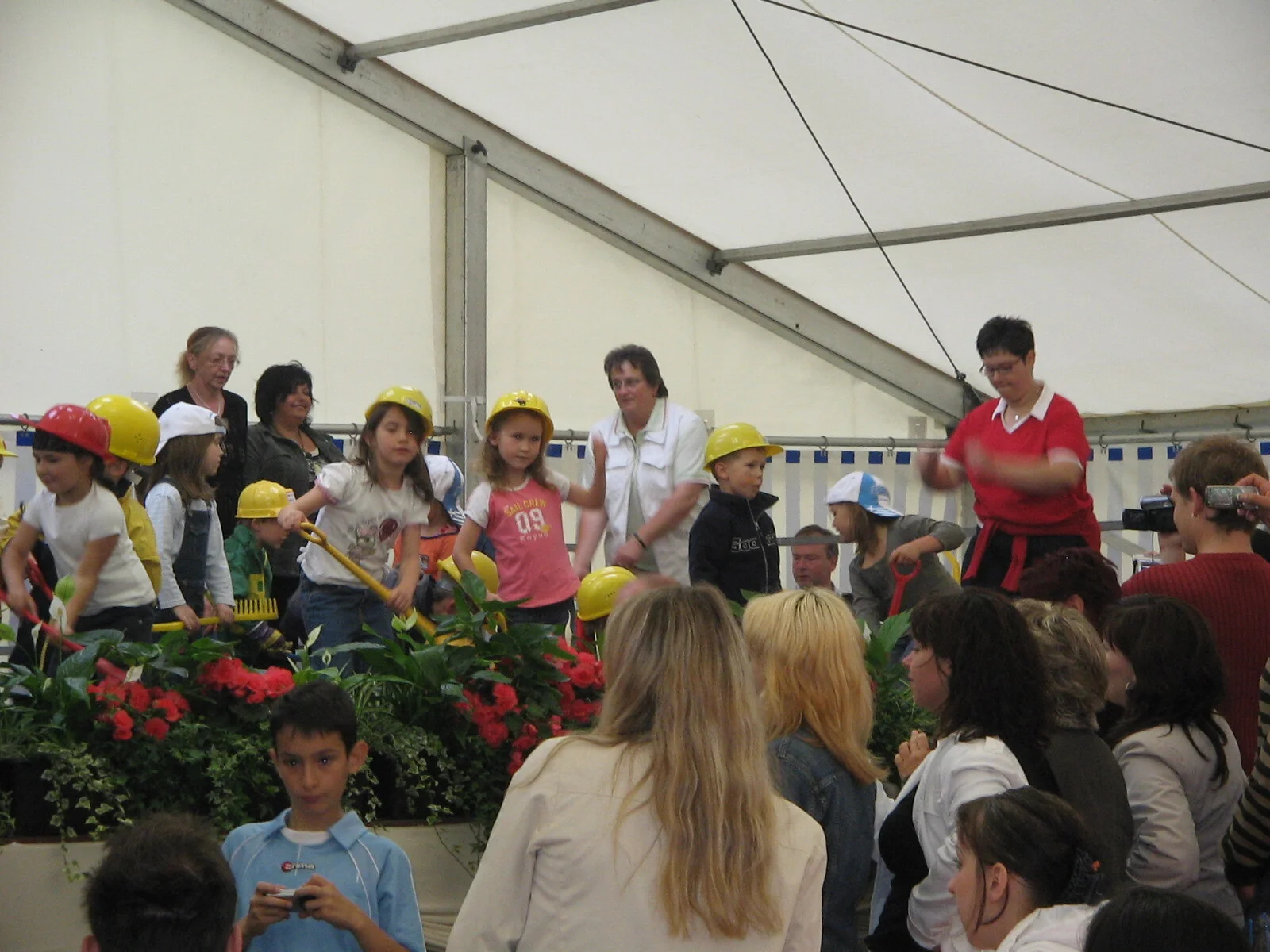 Zur Galerie: 2008 Kreiselfest
