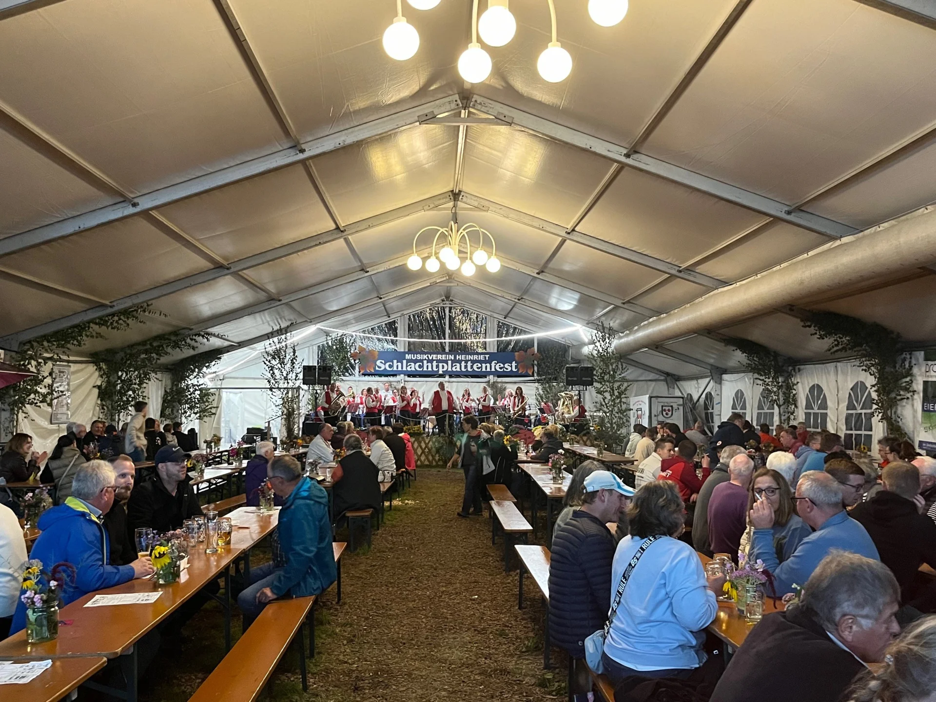 Foto der Galerie: Schlachtplattenfest 2024