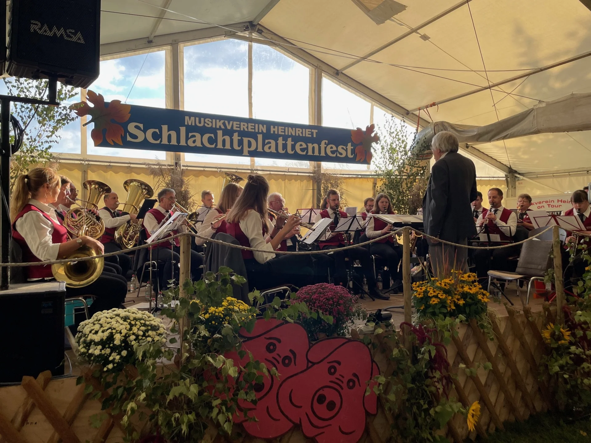 Zur Galerie: Schlachtplattenfest 2024
