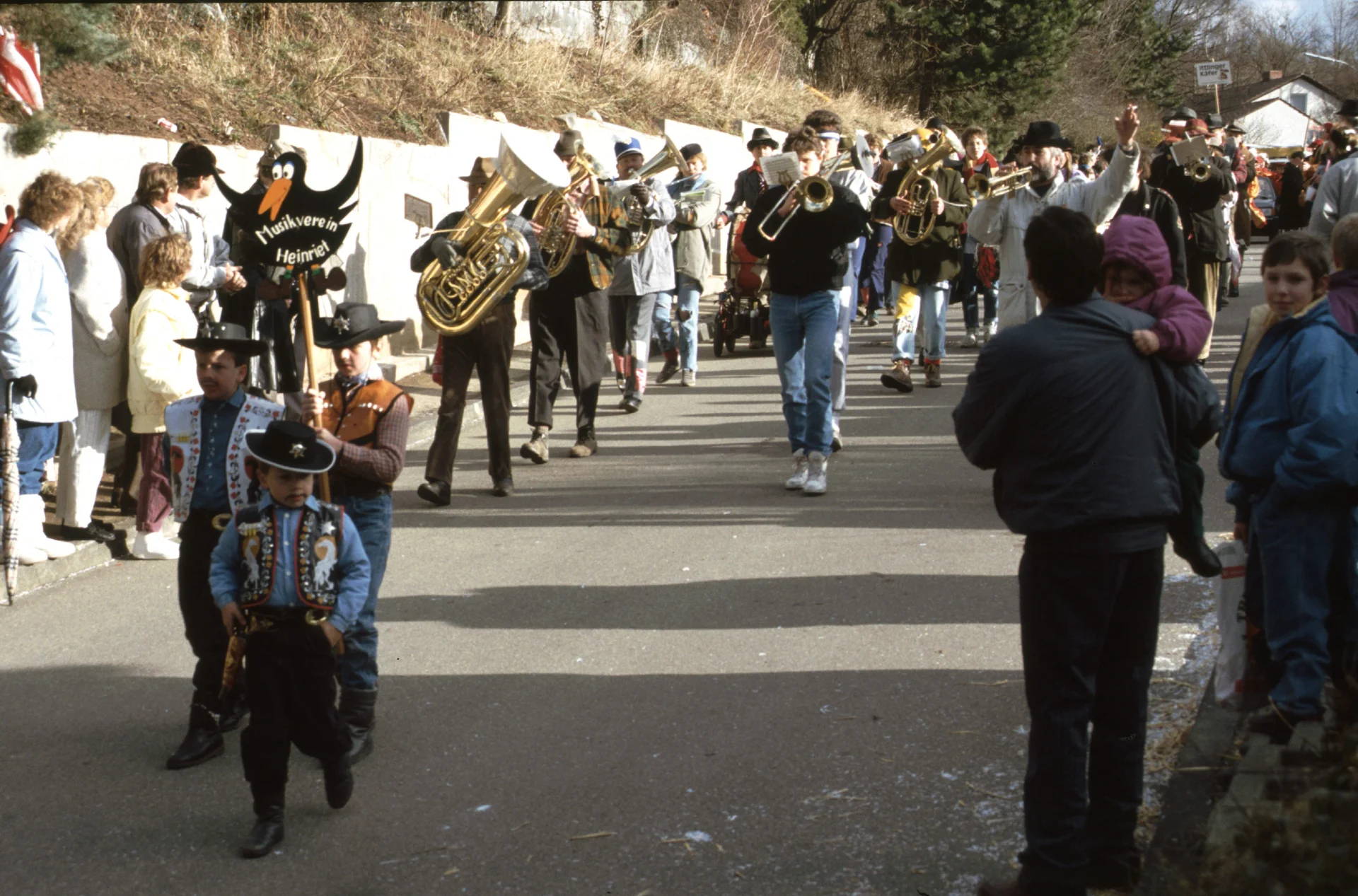 Foto der Galerie: Faschingsumzug Ellhofen 1990