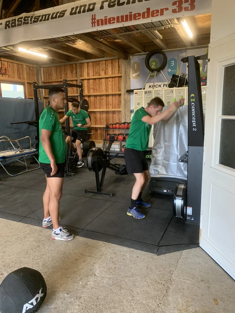 Foto der Galerie: Senioren-Fitnesstraining-2021