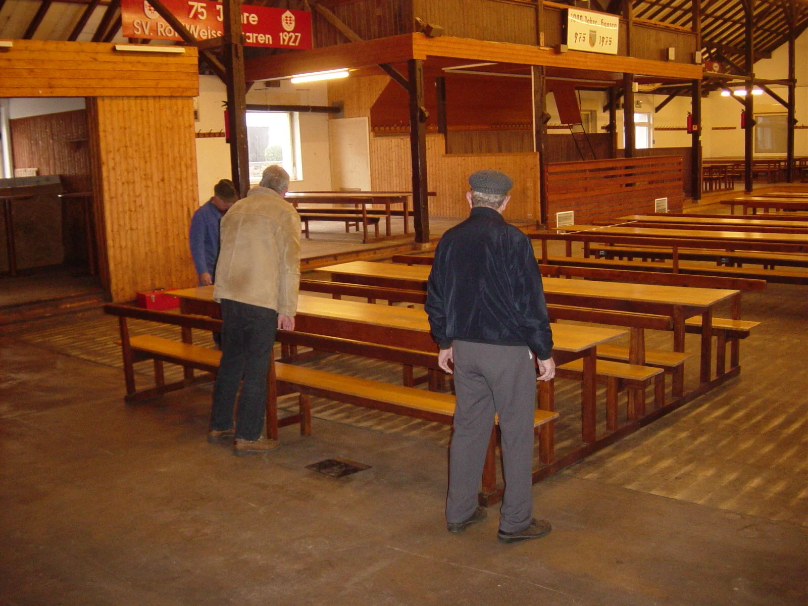 Zur Galerie: Ausstellung 2004
