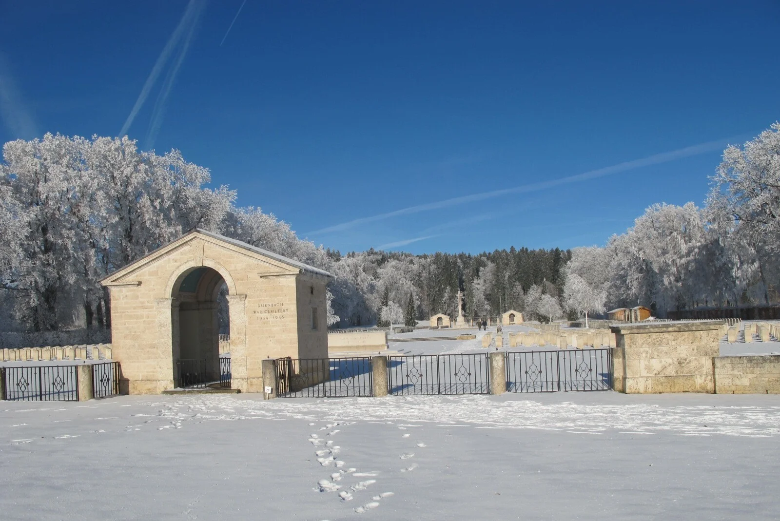 Bild: 2 Commenwelth Kreigsgräberdenkmal-Dürnbach-Gmund