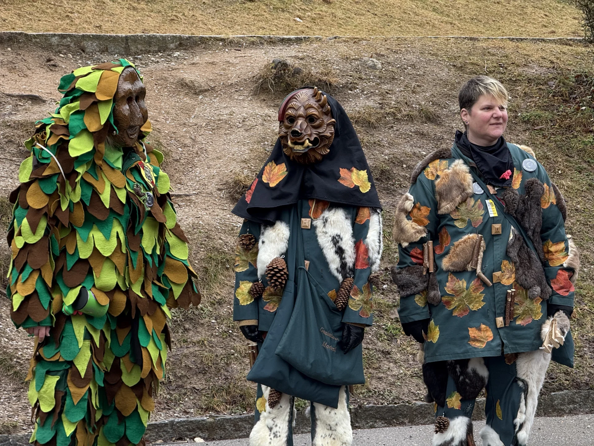 Foto der Galerie: Fasnacht in der Schule mit Grabedierer und Wälder Chnorzi