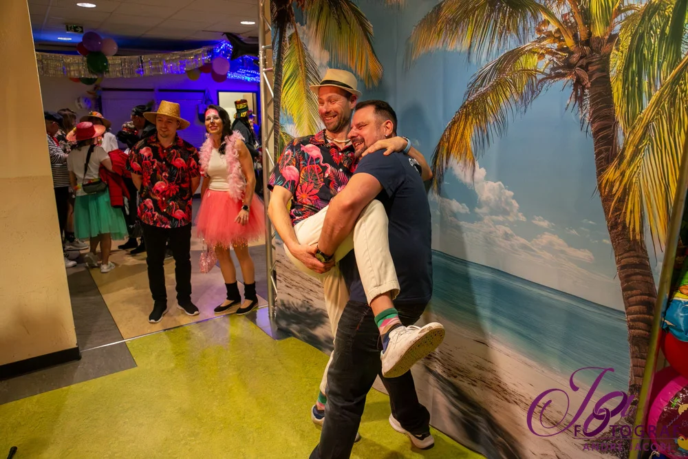 Foto der Galerie: Ab auf die Insel - Premiere 7.2.26