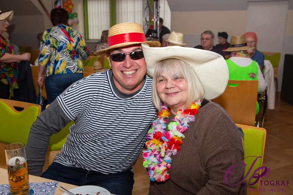 Foto der Galerie: Ab auf die Insel - Sonntagskarneval 8.2.26